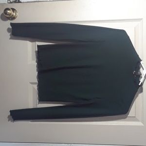 A DRAK GREEN LONG SLEEVE